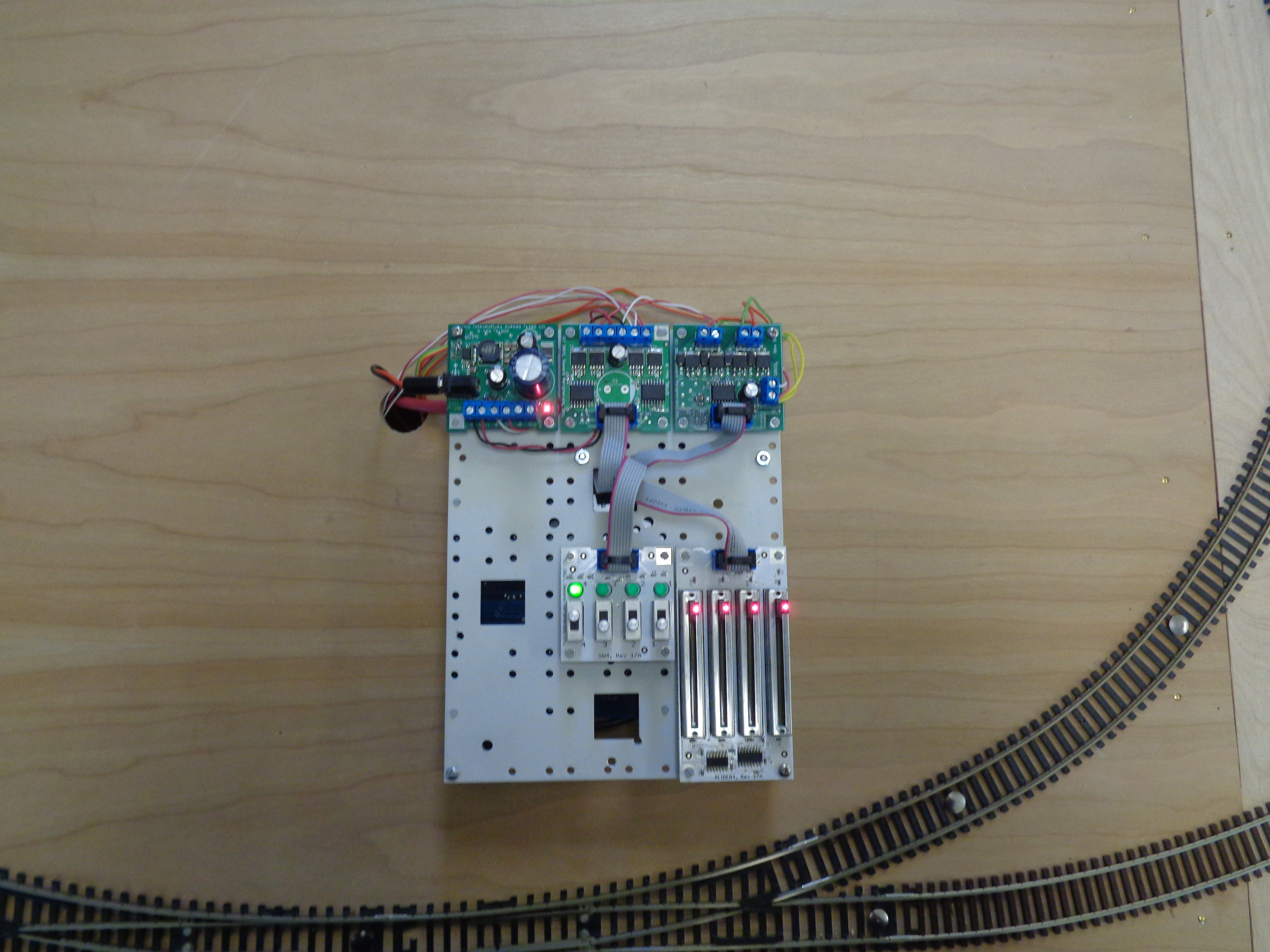 wiki:traincontroller.jpg
